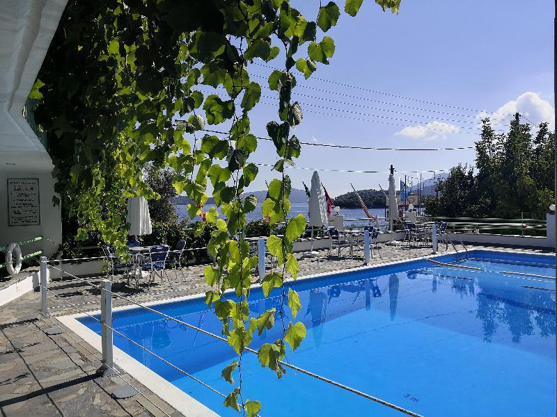 Tropicana Inn Nydri  Buitenkant foto